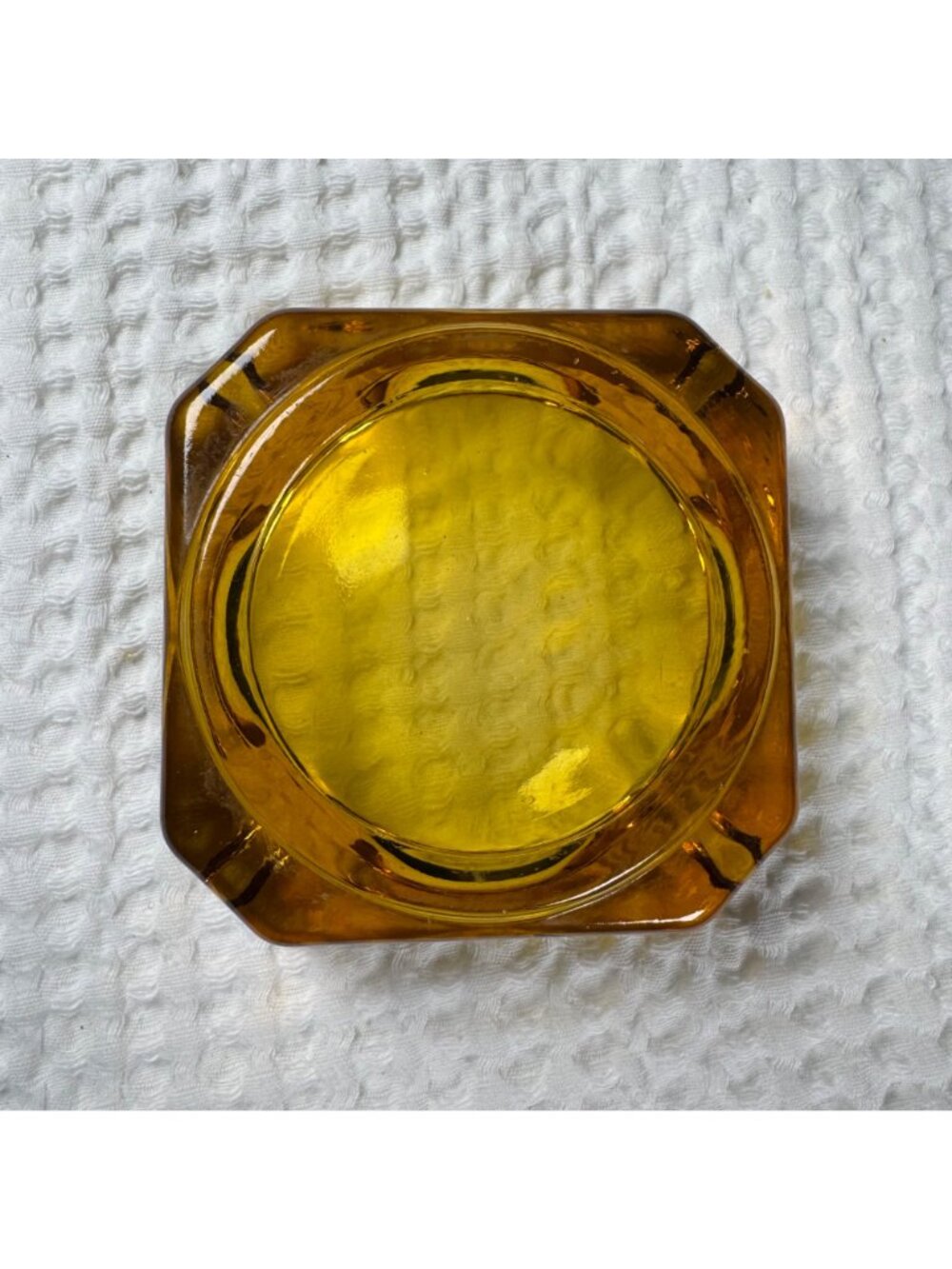 Vintage Amber Glass Ashtray With Square Design - Picture 5 of 9